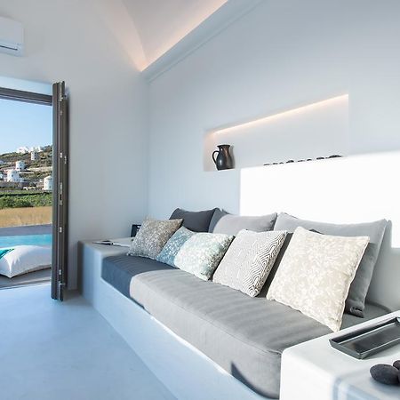 Azar Luxury Villas & Suites Imerovigli  Exterior photo